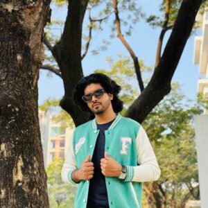 গ্রিন এর মধ্যে হোয়াইট